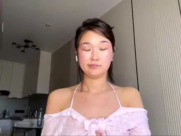 very-hot-japanese-girlのBongacamsで高画質ウェブカメラ