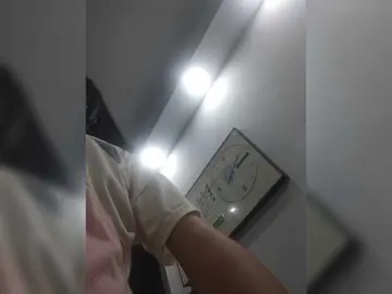 Selinababy99のBongacamsで高画質ウェブカメラ