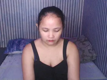 ladynakedpusyのBongacamsでセックスカメラ
