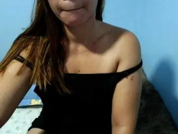 mamajhaxx01のBongacamsで高画質ウェブカメラ