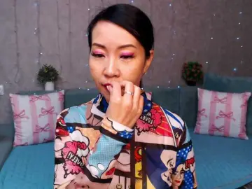 SarahsexygirlのBongacamsで人気のアダルト配信
