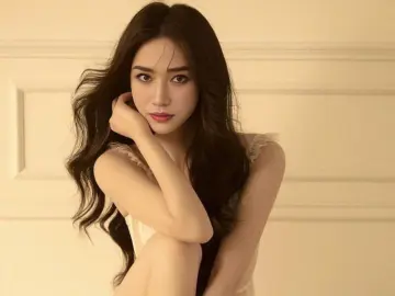 Jenniferr90のImliveでライブセックス映像