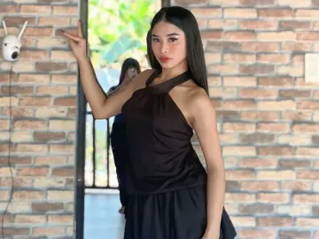 SeleneOgandaのLivejasminでセックスカメラ