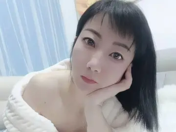 MLLiのLivejasminでライブチャット