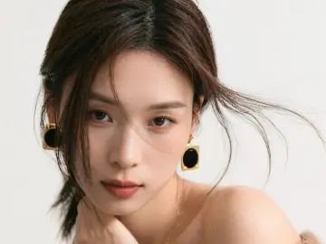 ZhiYueのLivejasminで無料ライブポルノ