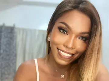 AliyahFarrahのLivejasminでライブセックス映像