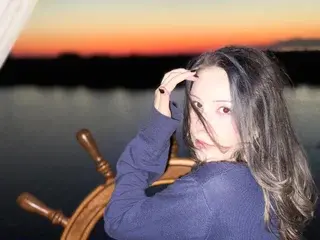 Minatyan18のStreamateでセックスカメラ