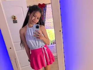 xXxJuicyPinaypplexXxのStreamateでアダルトカメラ配信