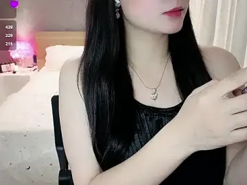 JENNIE-16のStripchatでアダルトカメラ配信