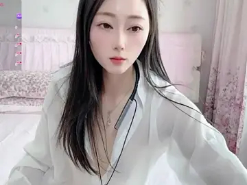 anjila888のStripchatでセックスカメラ