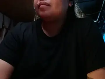 ambersmileのStripchatでライブセックス映像