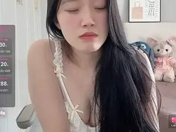 rose-uのStripchatで無料ポルノカメラ