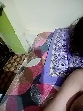Piya_JiのStripchatでセックスカメラ