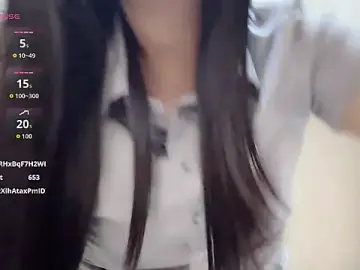 yueyue2003のStripchatで今すぐ視聴可能なセックスカム
