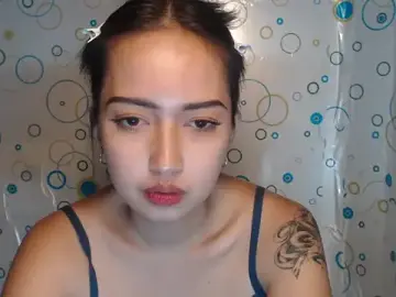 XXnaughty_08XXのStripchatでライブチャット