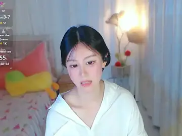 Aimee-520のStripchatでライブセックス映像