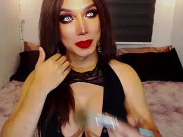 HugeCockDominantXxXのStripchatでライブチャット