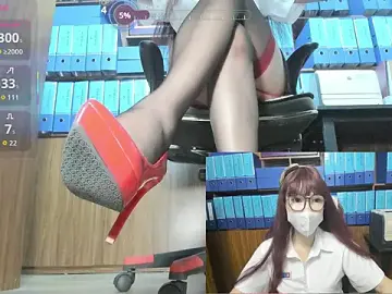 Office_SexyのStripchatでライブポルノ配信