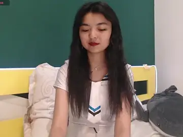 Shy_KiraのStripchatでアダルトビデオチャット