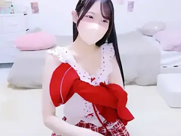 Suzu_ch_xxのStripchatでアダルトカメラ配信