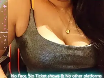 Anu__ReddyのStripchatで無料ライブポルノ