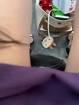 yourkeerのStripchatでヌードカメラ