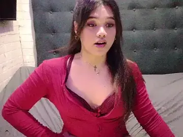 Ur_WifeyMarieのStripchatでライブセックス映像