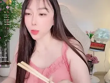 Liz-nnのStripchatでアダルトビデオチャット