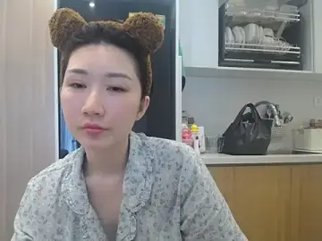 AsiagirllのStripchatで無料ライブポルノ