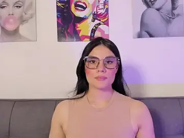 Maylin_GarciaのStripchatでライブチャット