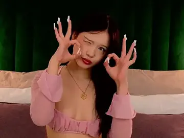 AnneCurtisのStripchatでヌードカメラ