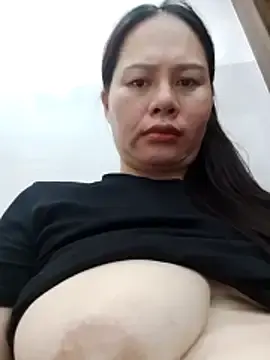 Baby-ladyass20のStripchatでヌードカメラ