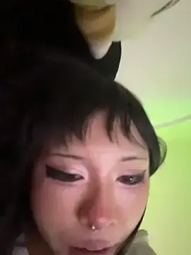 Kitty_yukimuraのStripchatでアダルトビデオチャット