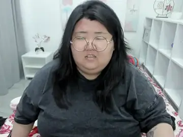 Nadine_asianのStripchatで最高のライブ配信