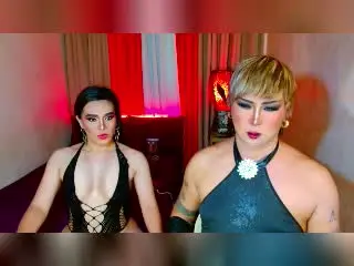 TwoAsianShemalesのXlovecamでライブポルノ配信