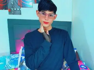 AllisonthのXlovecamでセックスチャット